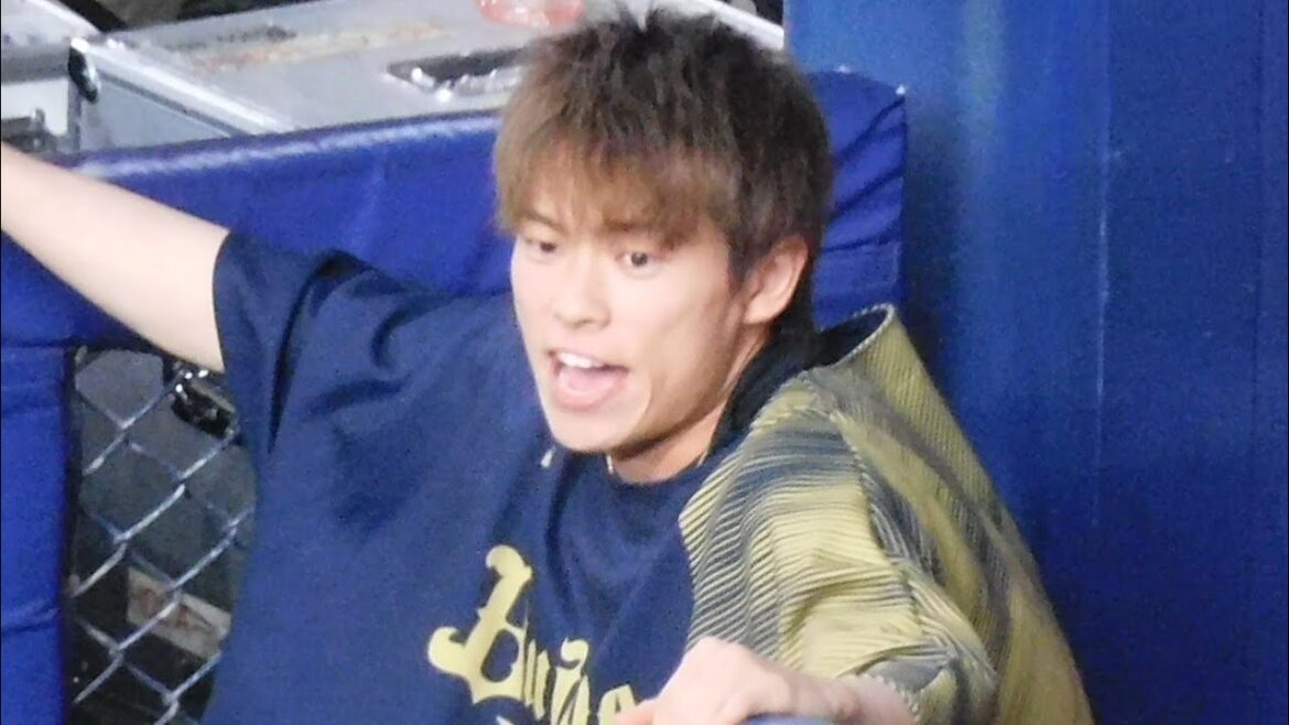 20220816山岡泰輔投手