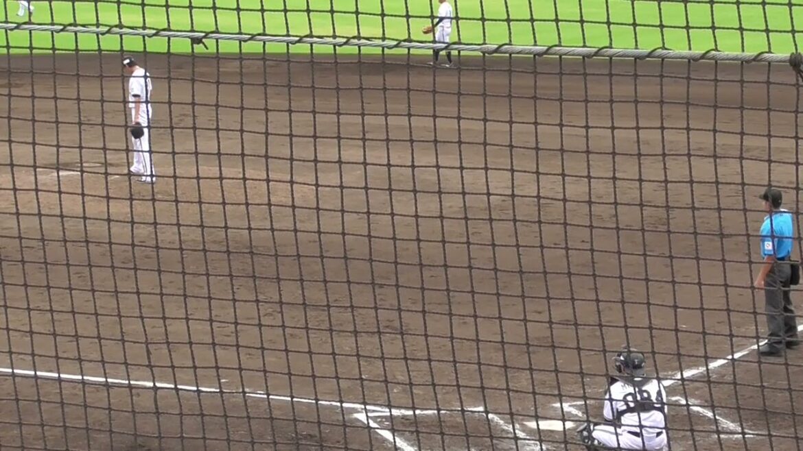 2025年9月4日 ウエスタンリーグ・オリックスーくふうハヤテ 山﨑 颯一郎 投手の準備投球（イニング中外）