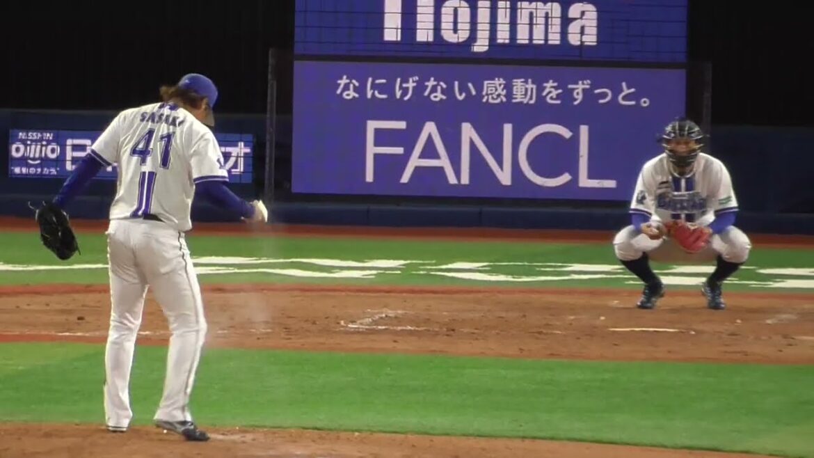 2025年9月5日 東京ヤクルト戦・ 佐々木 千隼 投手の準備投球（イニング中外）