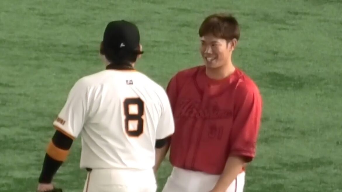 試合前のアップ中、坂倉将吾と丸佳浩が談笑！広島東洋カープvs読売ジャイアンツ 2025年9月9日