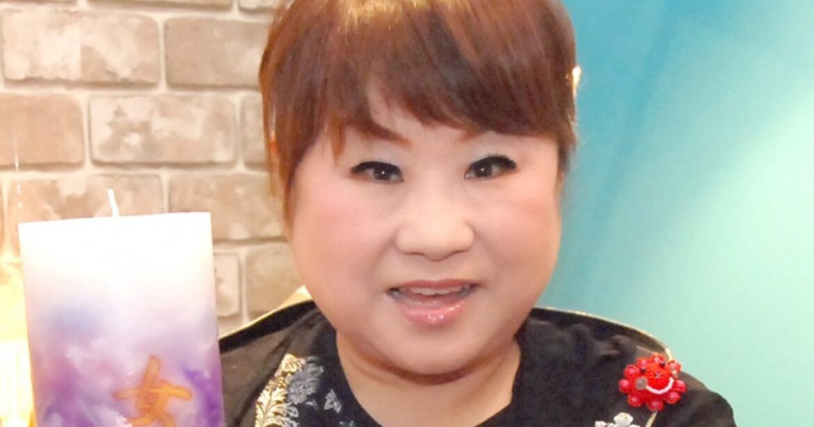 ORICON NEWS：天童よしみ、ユニ姿で阪神優勝を祝福　トラッキー＆ラッキー＆キー太との4ショット添え「#やっぱりな #凄いわぁ！」 | 毎日新聞