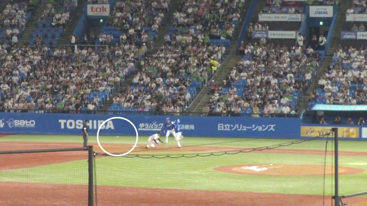 ヤクルト 山本大貴 悪送球エラーで失点　ヤクルト vs 中日　2025年9月10日(水)　神宮球場