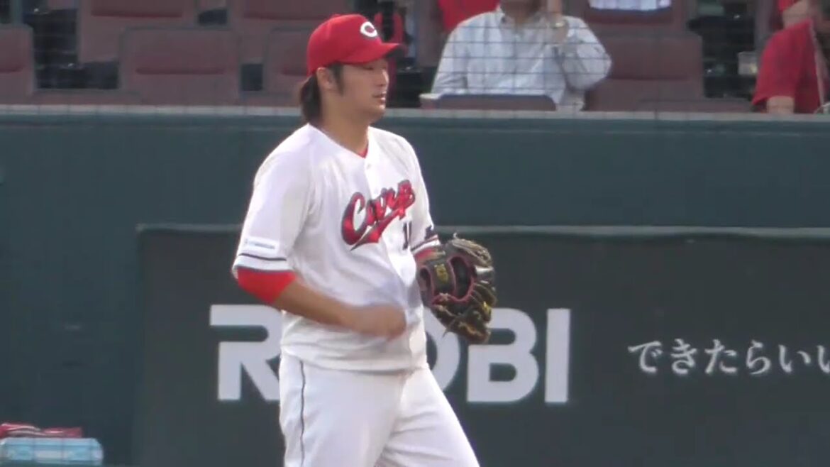 2025年9月2日 広島東洋・床田 寛樹 投手の準備投球（イニング中外）