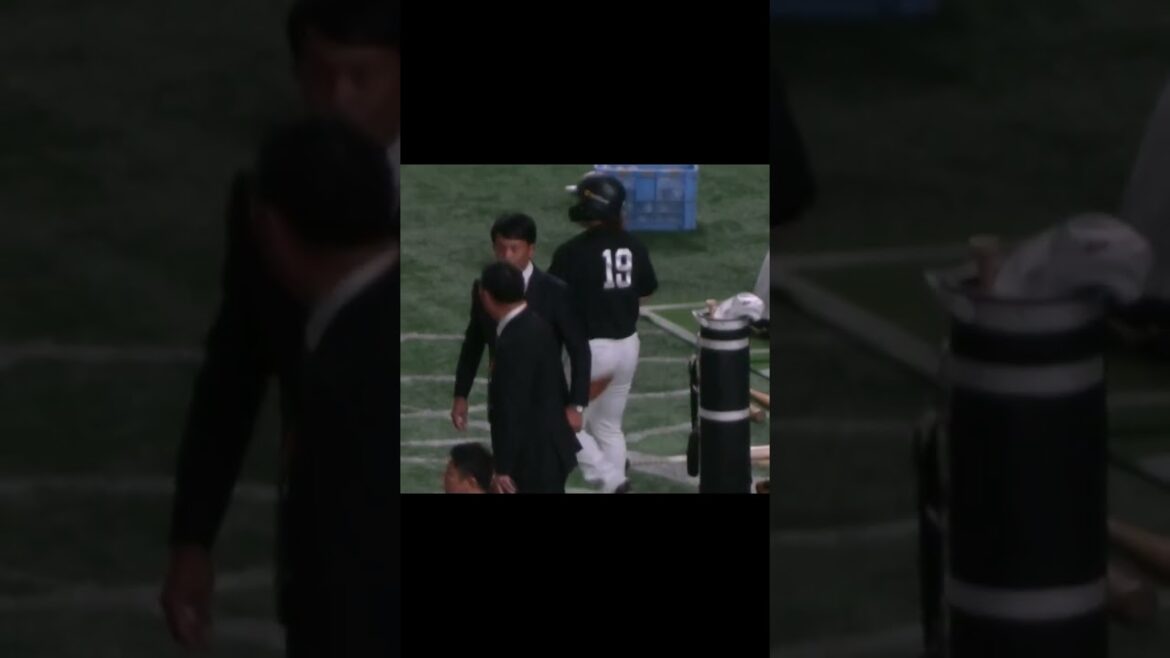 【ソフバンレジェンド2人】松中信彦と話す松田宣浩＜読売ジャイアンツ対 福岡ソフトバンクホークス2024年5月28日＞