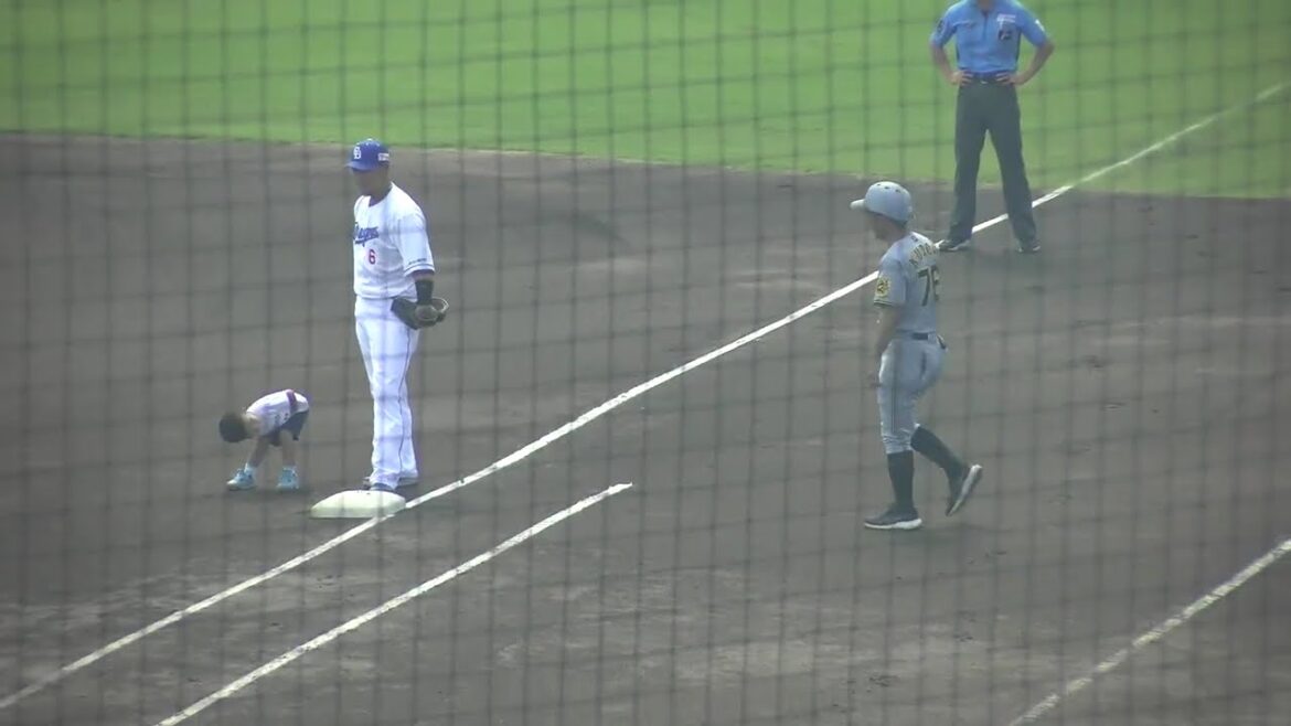 中日ドラゴンズ 中田翔選手 守備位置に向かう→息子さんの始球式 2025/9/15 ナゴヤ球場