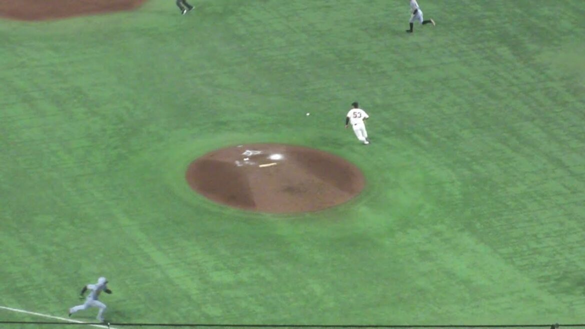 阪神 原口文仁 ピッチャー強襲のタイムリー内野安打　巨人 vs 阪神　2025年9月13日(土)　東京ドーム