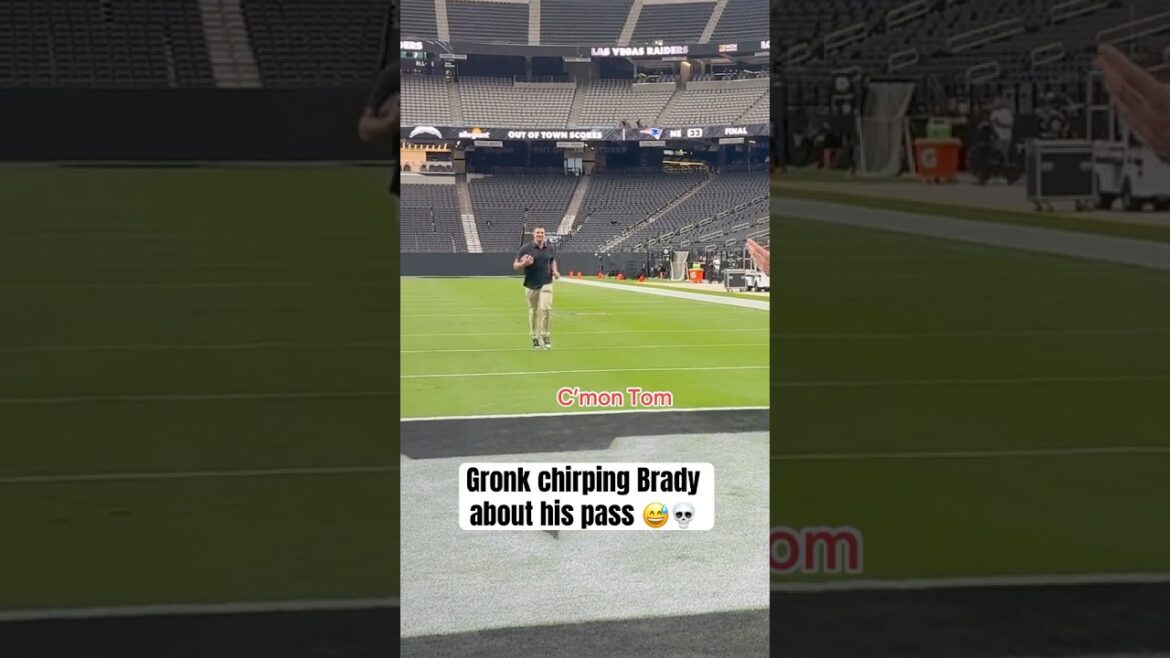 Gronk complaining about Brady’s pass 😂 (via Mike Dixon, Vegas Sports Today)