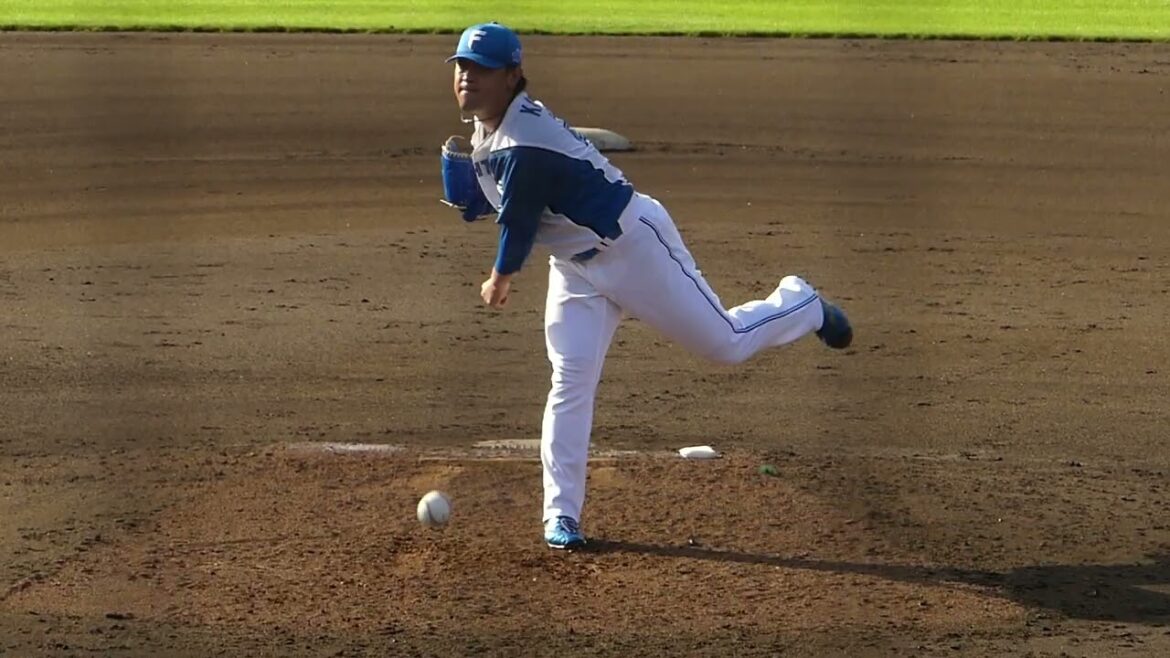 2025年9月16日 イースタンリーグ 北海道日本ハム・河野 竜生 投手の準備投球(イニング中外)