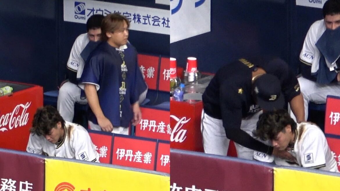 バント失敗した麦谷に声をかける宮城大弥とペルドモ