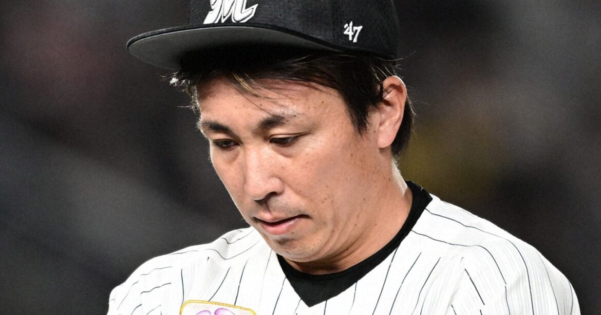 ロッテ益田投手、ロッカー殴り骨折 250セーブ目前に…全治数カ月 - 毎日新聞