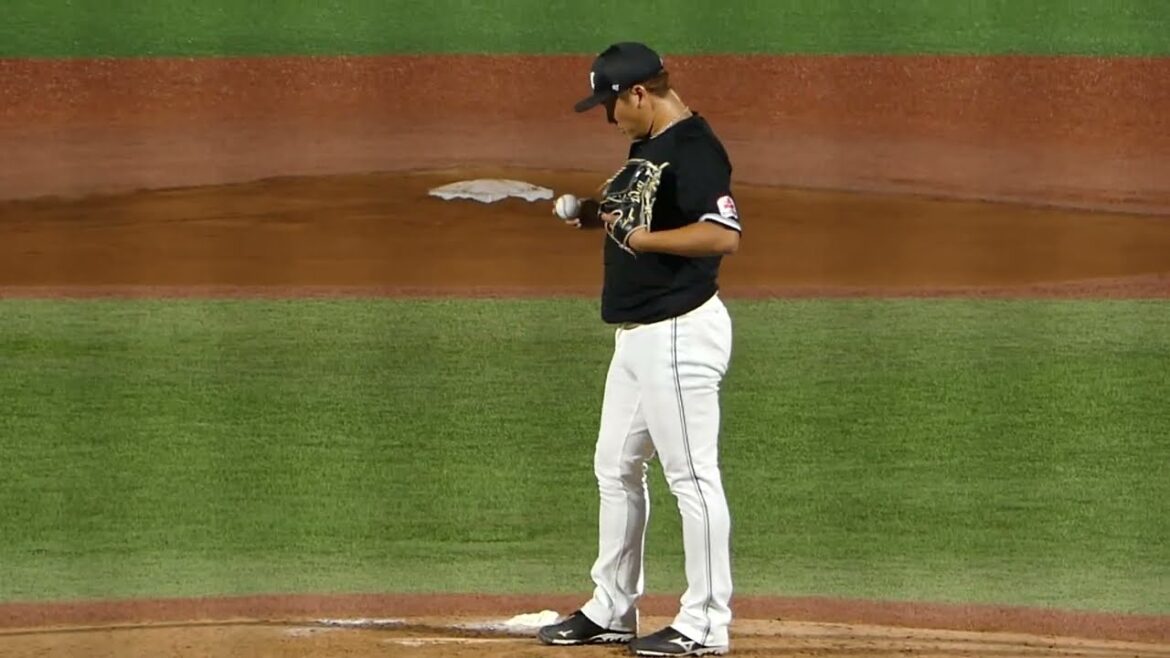 2025年9月19日 イースタンリーグ 千葉ロッテ・ 岩下 大輝 投手の準備投球(イニング中外)