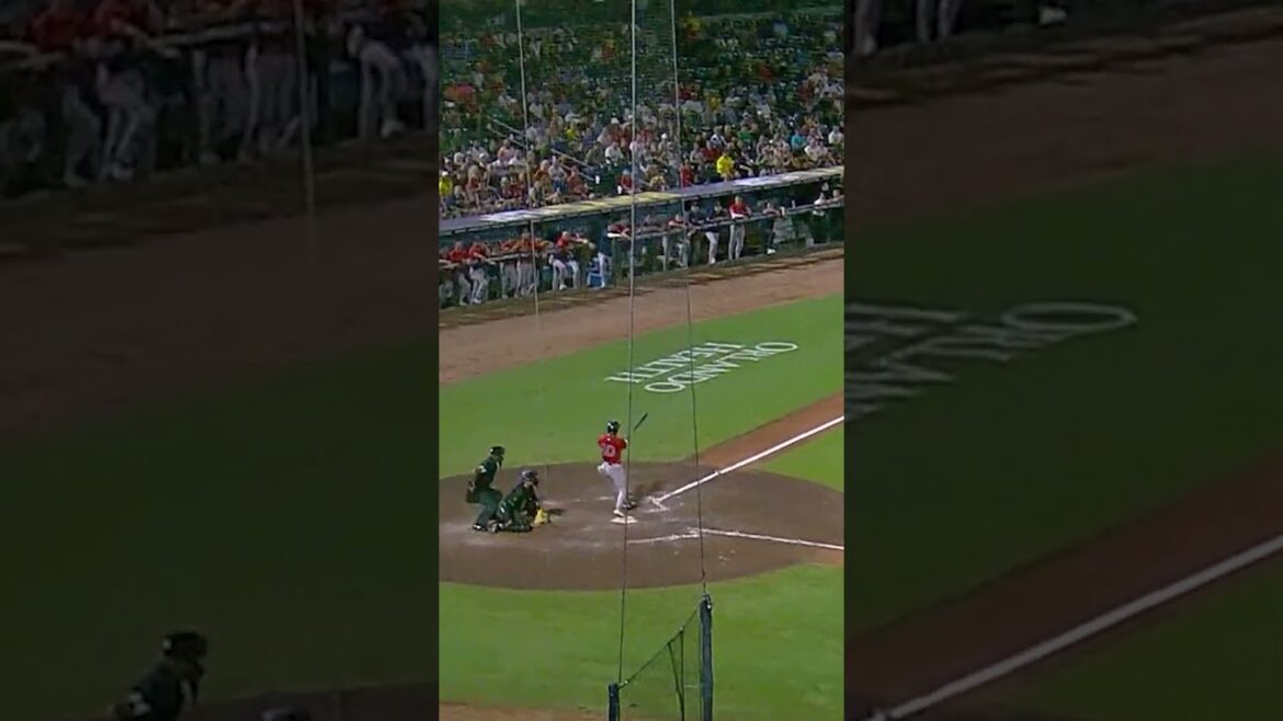 Garrett Crochet shows off his Spidey Senses 🕷️🕸️