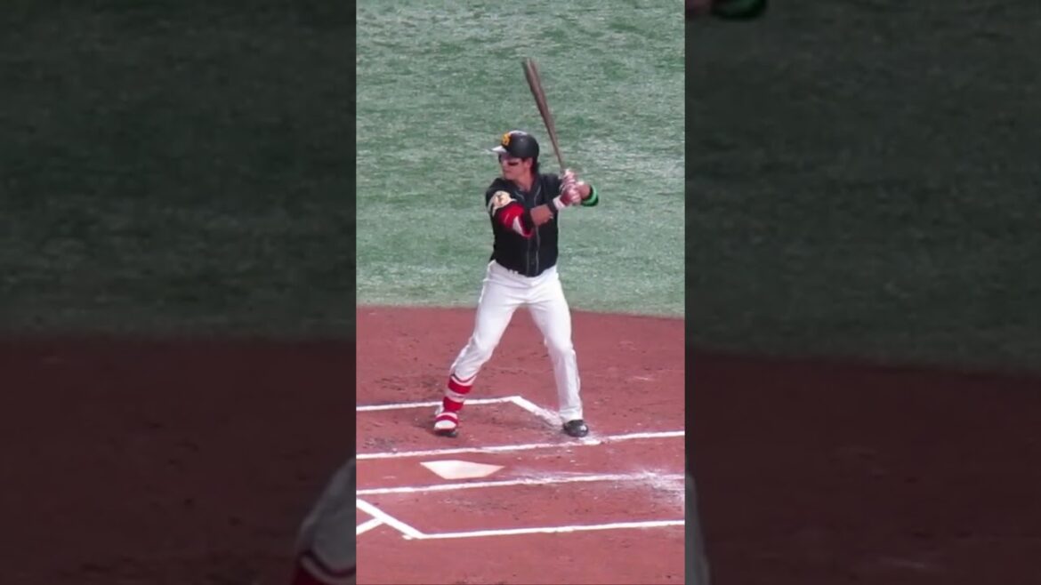 ソフトバンク栗原陵矢バッティングフォーム＜読売ジャイアンツ対 福岡ソフトバンクホークス2024年5月28日＞