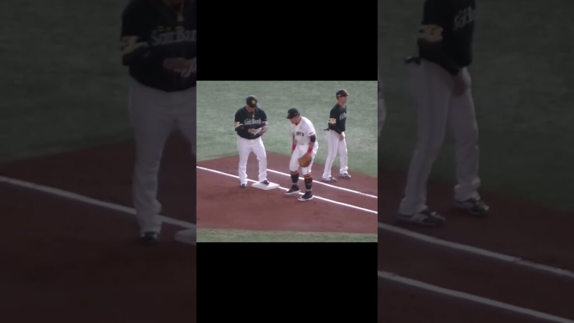 山川穂高ヒットで一塁ベースで岡本和真に声かけてる気がするするけど気づいてない岡本和真【読売ジャイアンツ対ソフトバンクホークス2024年5月30日】
