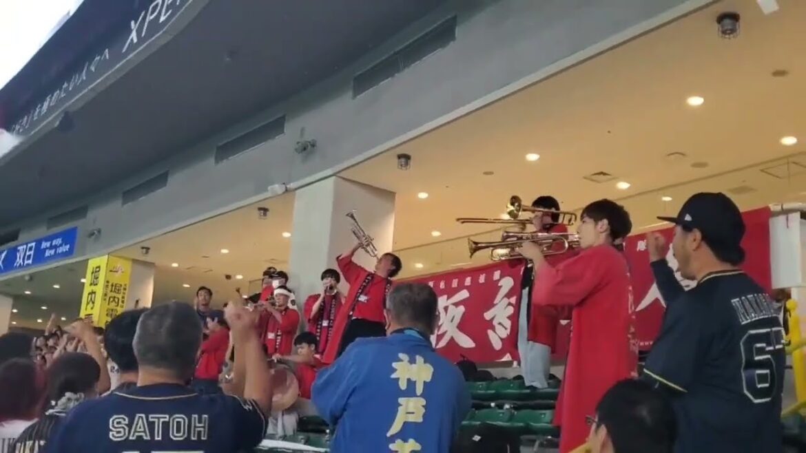 20250921　勝利試合後はﾁｰﾑ応援歌で♪【欲球根性】ｵﾘｯｸｽ･ﾊﾞﾌｧﾛｰｽﾞ　欲球根性~河内のオッサンの丑~@みずほPayPayﾄﾞｰﾑ福岡･ﾚﾌﾄ外野