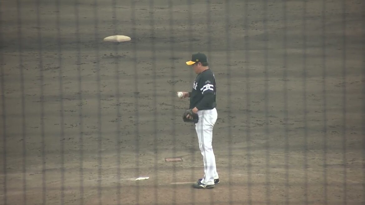 福岡ソフトバンクホークス 津森宥紀投手 中日ドラゴンズ球団歌 燃えよドラゴンズをバックに投球練習 2025/9/26 ナゴヤ球場