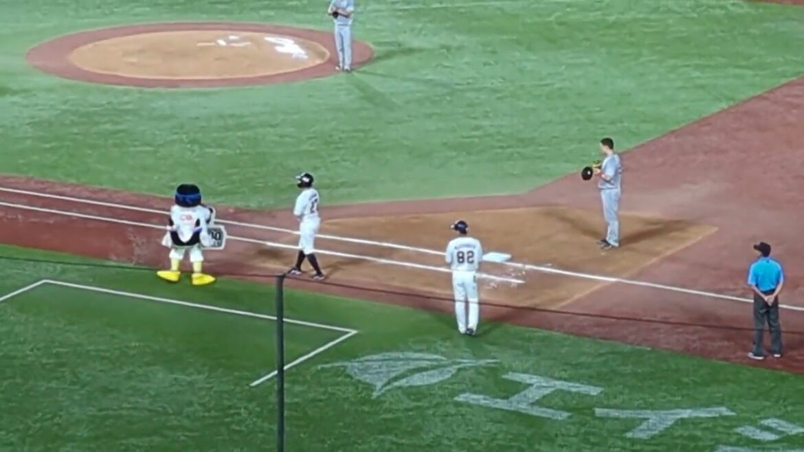 ヤクルト 中村悠平 通算1000安打達成！【2025/8/21】