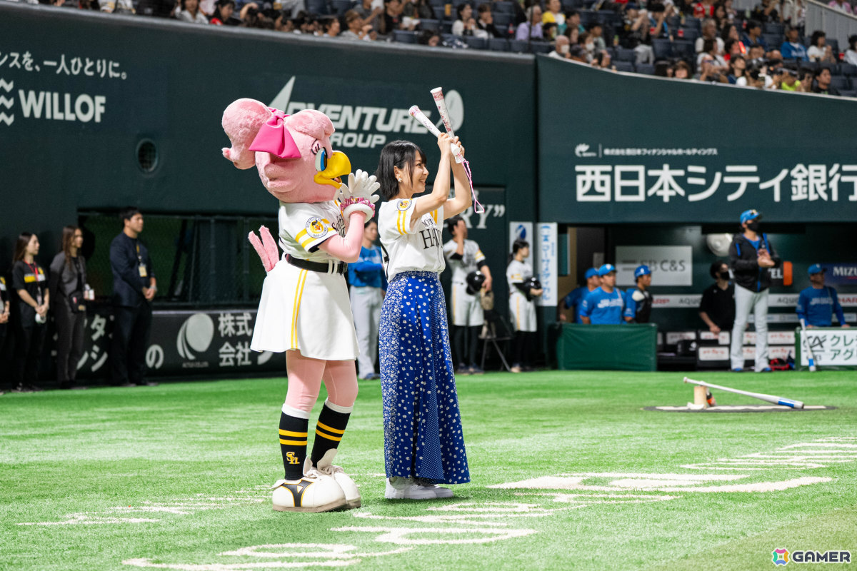 「劇場版ゾンビランドサガ ゆめぎんがパラダイス」×福岡ソフトバンクホークスのコラボイベントが開催！田野アサミさん、種田梨沙さんが始球式に挑戦の画像