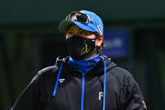 「相手どうこうじゃない」も…やっぱり気になる鷹の行方 ハム選手の本音「試合中から」 | Full-Count ハム・新庄監督、また異例のインスタでスタメン発表 「ストレッチは新幹線で頼むばい」 | Full-Count