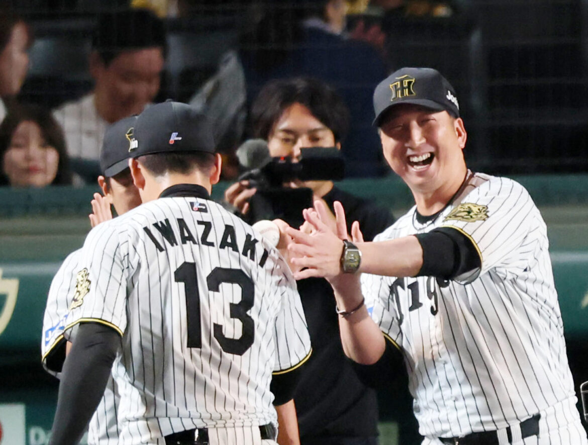 【阪神】ほんま強すぎや！シーズン後半戦も20勝９敗１分けで貯金独占、２位巨人以下は借金生活（日刊スポーツ） - Yahoo!ニュース - Yahoo!ニュース