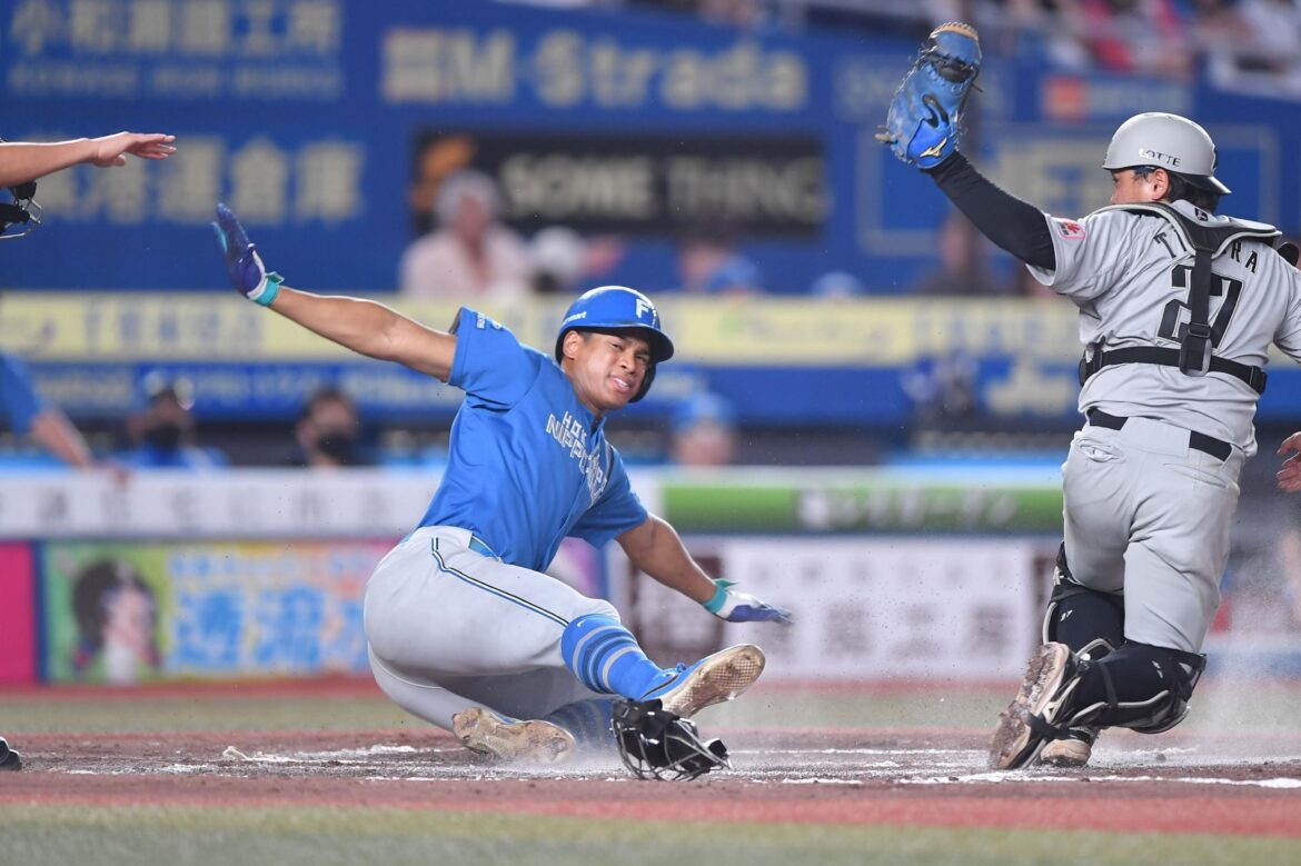 日本ハム・新庄監督してやったり 得意の重盗で7点目を奪う リクエストも判定変わらず(デイリースポーツ) – Yahoo!ニュース – Yahoo!ニュース 日本ハム・新庄監督してやったり 得意の重盗で7点目を奪う リクエストも判定変わらず(デイリースポーツ) - Yahoo!ニュース - Yahoo!ニュース