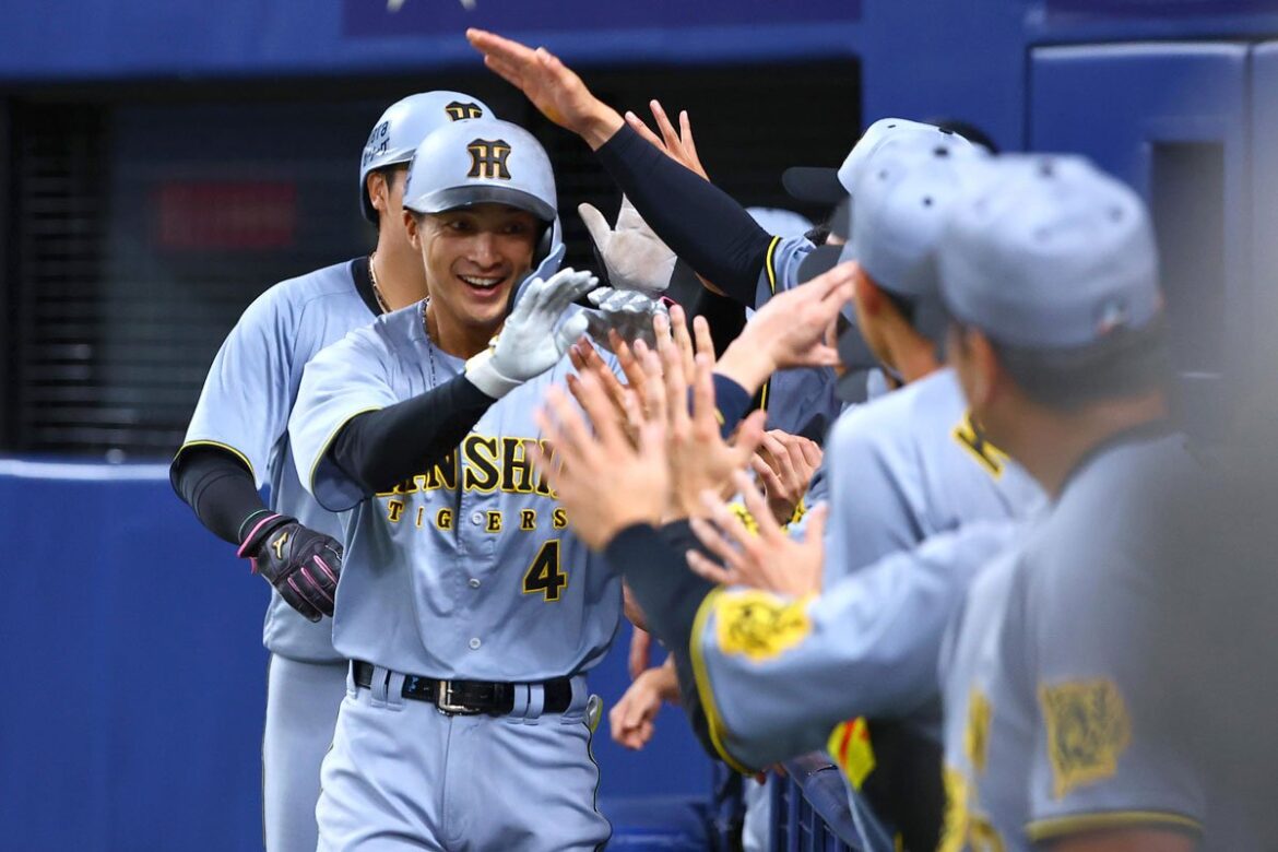 【阪神】29歳・熊谷敬宥 レギュラー奪取へ「特大」プロ1号 藤川監督は今季序盤に〝意味深発言〟(東スポWEB) – Yahoo!ニュース – Yahoo!ニュース 【阪神】29歳・熊谷敬宥 レギュラー奪取へ「特大」プロ1号 藤川監督は今季序盤に〝意味深発言〟(東スポWEB) - Yahoo!ニュース - Yahoo!ニュース