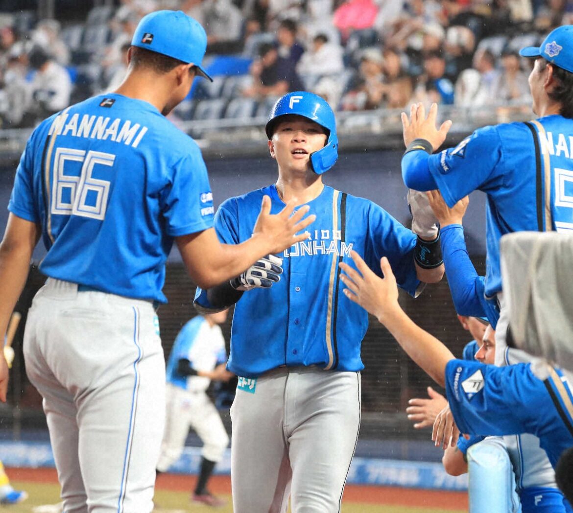 新庄日本ハム 3回6得点でソフトバンク「マジック点灯」にNO!郡司「達さん、ボール球が多いですよ」(スポニチアネックス) – Yahoo!ニュース – Yahoo!ニュース 新庄日本ハム 3回6得点でソフトバンク「マジック点灯」にNO!郡司「達さん、ボール球が多いですよ」(スポニチアネックス) - Yahoo!ニュース - Yahoo!ニュース