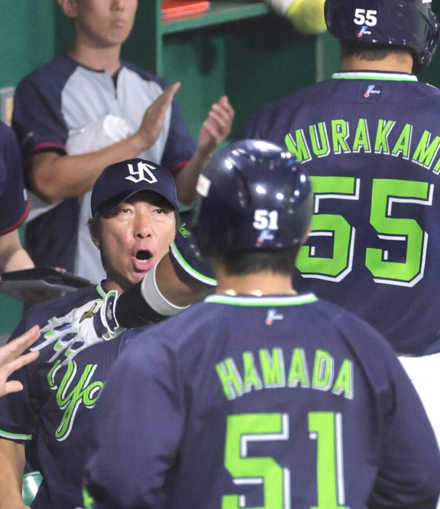 【ヤクルト】高津臣吾監督、退任をナインに報告後初勝利「勝つことの難しさと、うれしさとをみんなと分かち合えた」（スポーツ報知） - Yahoo!ニュース - Yahoo!ニュース