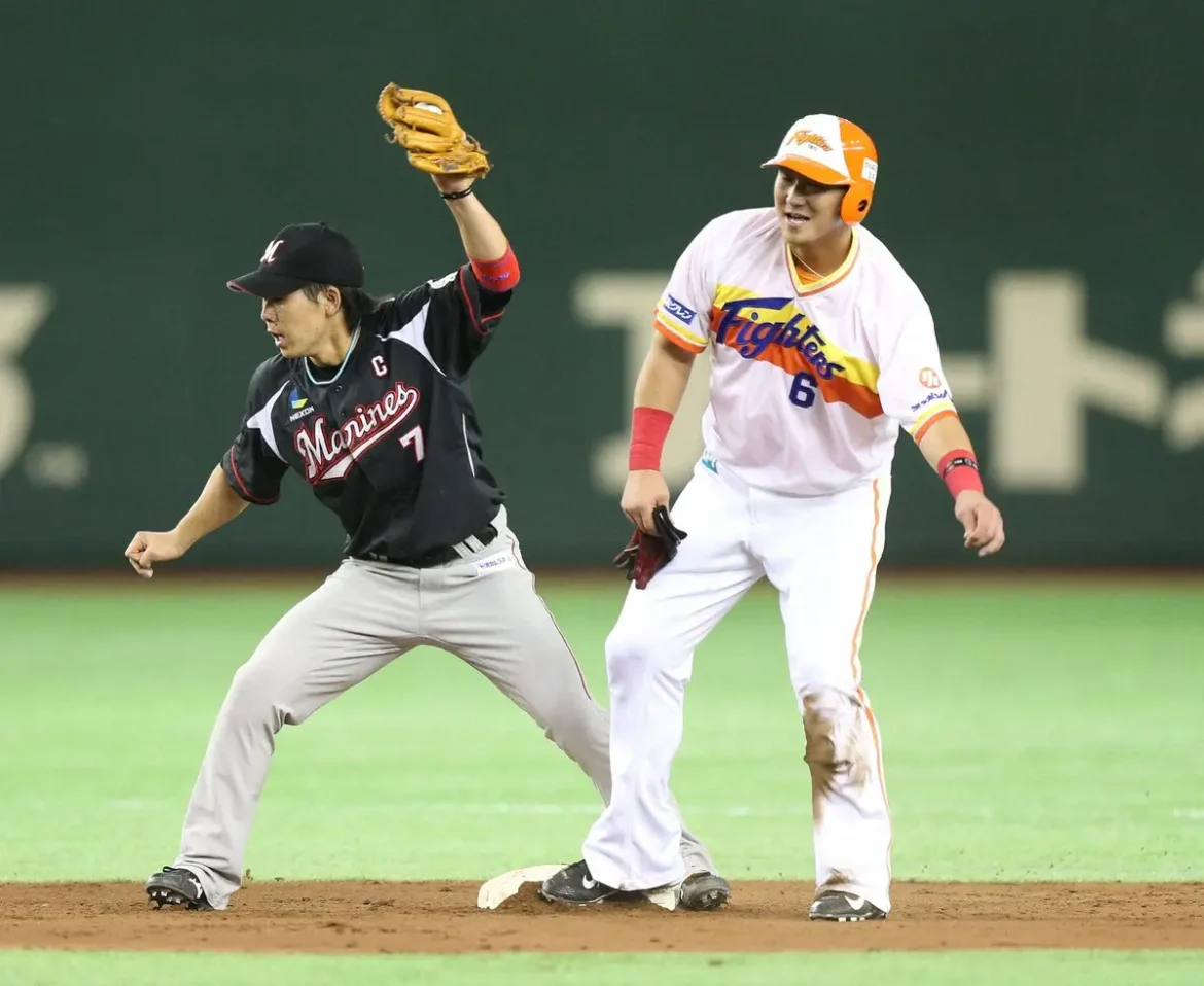 楽天・鈴木大地、14年経っても変わらぬ背中　引退表明のあの同学年選手への思いも背負う - スポニチ Sponichi Annex 野球