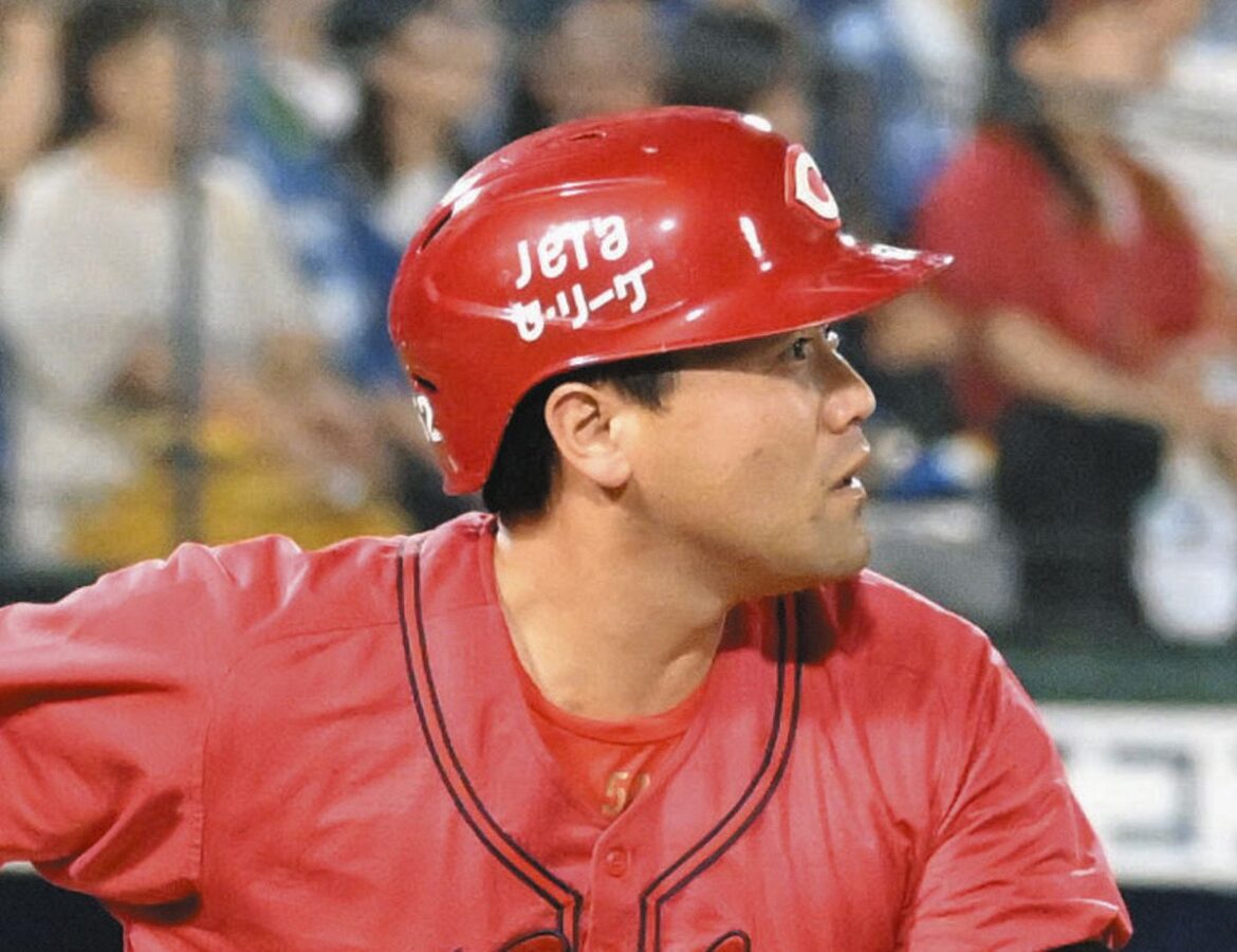 巨人－広島戦で折れたバットが勢いよく防球ネット飛び越え内野席に飛び込むハプニング…観客から大きなどよめき（中日スポーツ） - Yahoo!ニュース - Yahoo!ニュース