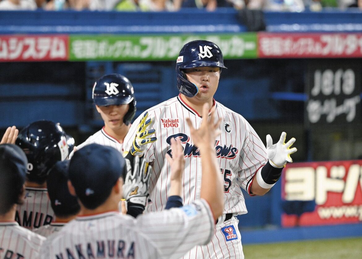 ヤクルト・村上宗隆、球団タイ記録の7年連続20号に王手 達成なら池山隆寛、山田哲人を超え日本選手最長記録に（中日スポーツ） - Yahoo!ニュース - Yahoo!ニュース