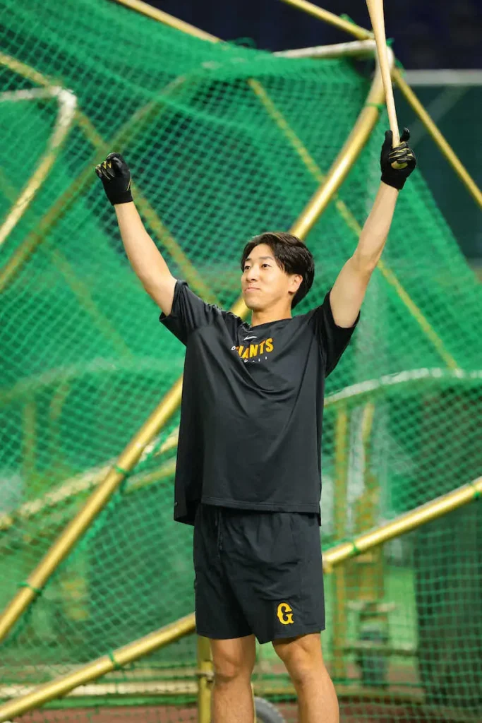 【隠しマイク】巨人・大勢　ロングティーで柵越え「誰か100万円下さい！」 - スポニチ Sponichi Annex 野球