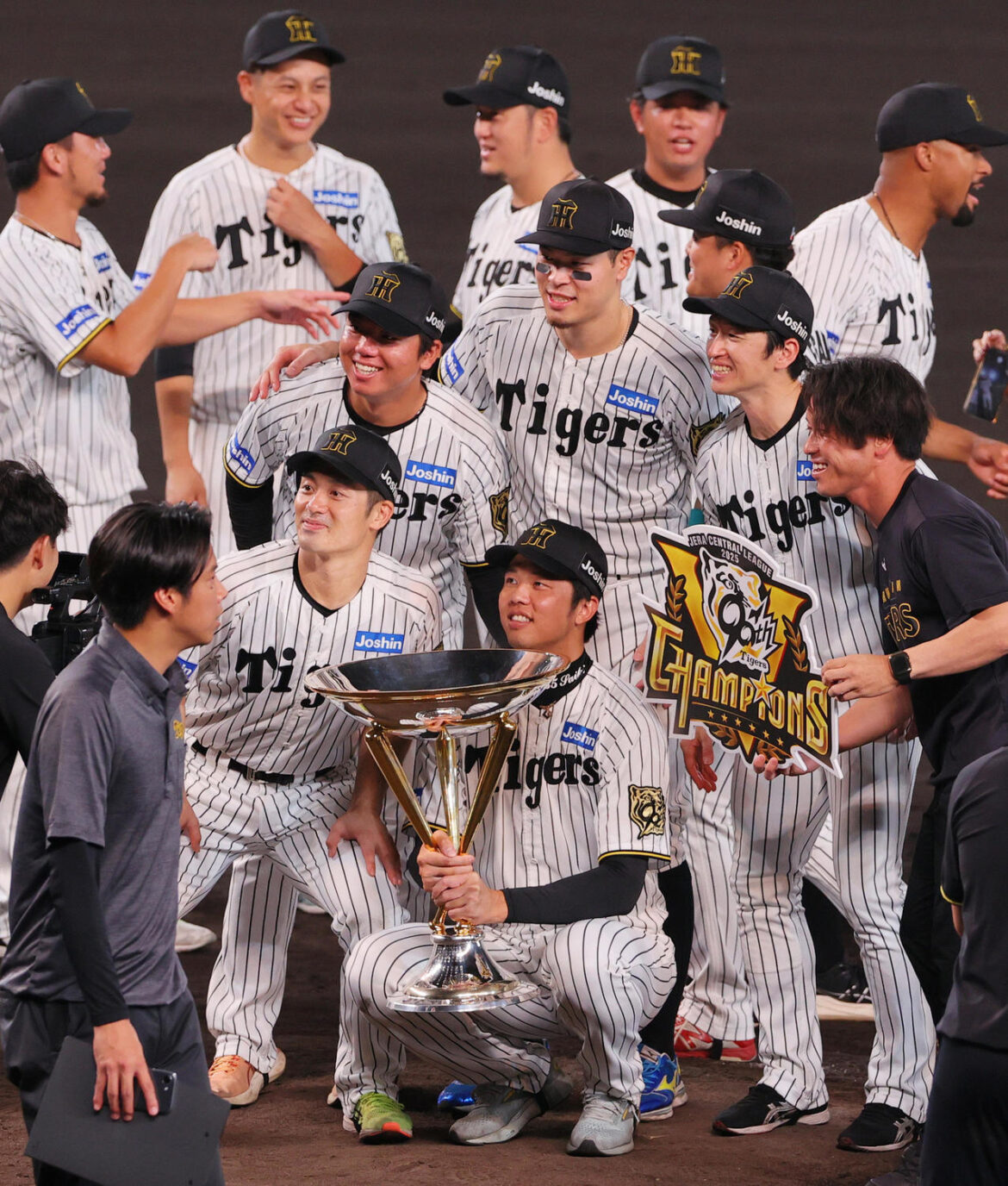 【阪神】優勝の瞬間、20年「神ドラフト」で指名された７人が１軍登録され戦力となっていた（日刊スポーツ） - Yahoo!ニュース - Yahoo!ニュース