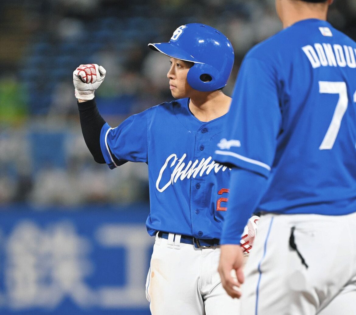 「打ち出の小づち」状態の田中幹也、プロ初の4安打から2日後…またしても4安打 「つなごうという気持ちが…」絶好調は同僚のおかげ【中日】(中日スポーツ) – Yahoo!ニュース – Yahoo!ニュース 「打ち出の小づち」状態の田中幹也、プロ初の4安打から2日後…またしても4安打 「つなごうという気持ちが…」絶好調は同僚のおかげ【中日】(中日スポーツ) - Yahoo!ニュース - Yahoo!ニュース