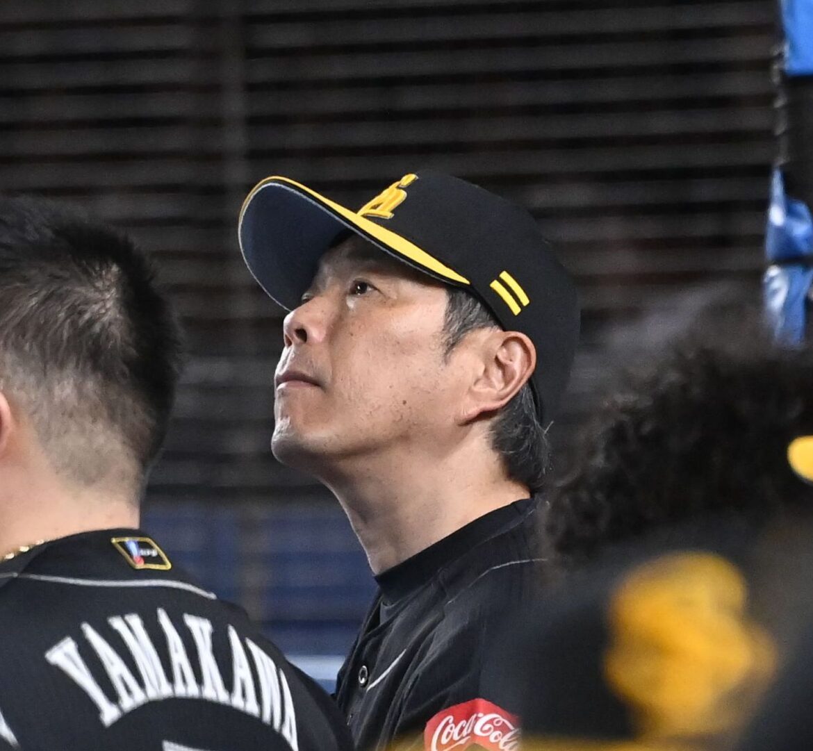 V争いの鍵を握るのは〝ZOZO劇場〟か ソフトバンク、最下位ロッテに3連敗 10月5日に敵地で最終戦 よみがえる3年前の「10・2」(西スポWEB OTTO!) – Yahoo!ニュース – Yahoo!ニュース V争いの鍵を握るのは〝ZOZO劇場〟か ソフトバンク、最下位ロッテに3連敗 10月5日に敵地で最終戦 よみがえる3年前の「10・2」(西スポWEB OTTO!) - Yahoo!ニュース - Yahoo!ニュース