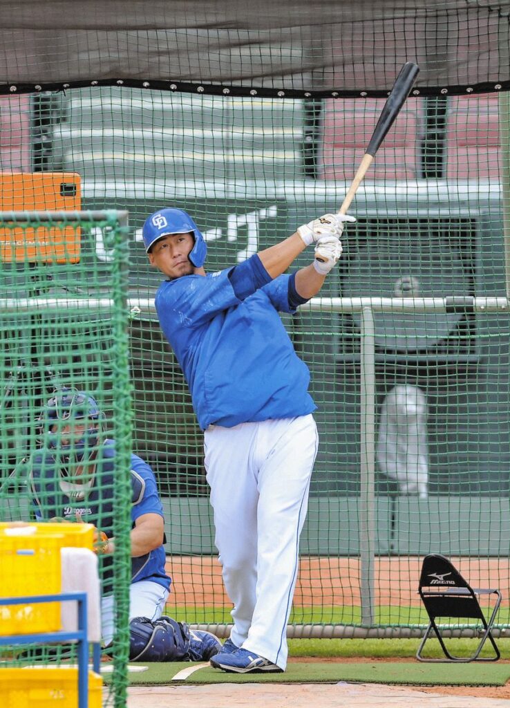 中日・中田翔、故郷・広島で最後のフリー打撃 カープファンからも温かい拍手「本当にありがたいこと」(中日スポーツ) – Yahoo!ニュース – Yahoo!ニュース 中日・中田翔、故郷・広島で最後のフリー打撃 カープファンからも温かい拍手「本当にありがたいこと」(中日スポーツ) - Yahoo!ニュース - Yahoo!ニュース