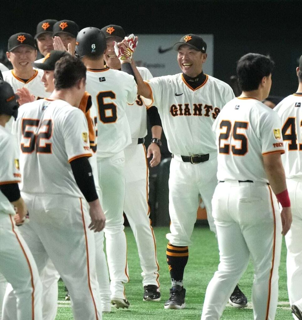 巨人・阿部慎之助監督、逆転サヨナラ打の坂本勇人に「大したもん。一番大事なところにとっておいている」 ケラーの乱調には苦笑い「はらわた出そうだった」（サンケイスポーツ） - Yahoo!ニュース - Yahoo!ニュース