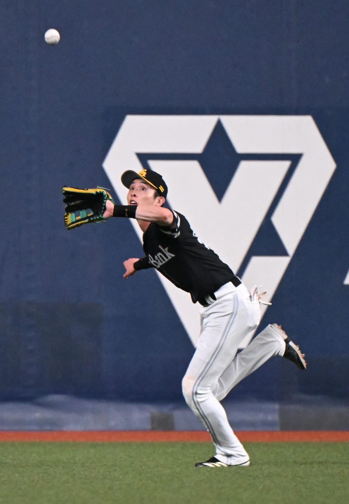 「あれを捕ったから望みがつながった」ソフトバンク小久保監督が絶賛した、逆転勝ちを呼んだビッグプレー(西スポWEB OTTO!) – Yahoo!ニュース – Yahoo!ニュース 「あれを捕ったから望みがつながった」ソフトバンク小久保監督が絶賛した、逆転勝ちを呼んだビッグプレー(西スポWEB OTTO!) - Yahoo!ニュース - Yahoo!ニュース