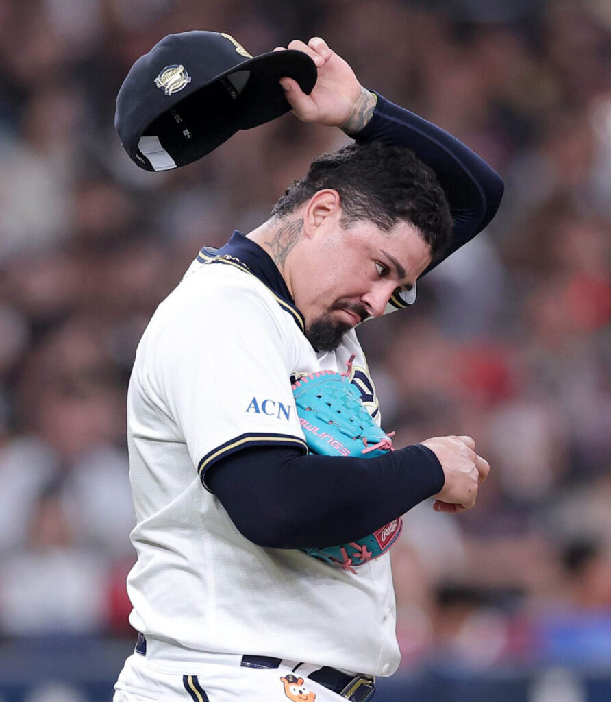 【オリックス】あぁソフトバンク戦6連敗…1点リードの9回、マチャドがまさかのけん制悪送球で決勝点献上(スポーツ報知) – Yahoo!ニュース – Yahoo!ニュース 【オリックス】あぁソフトバンク戦6連敗…1点リードの9回、マチャドがまさかのけん制悪送球で決勝点献上(スポーツ報知) - Yahoo!ニュース - Yahoo!ニュース