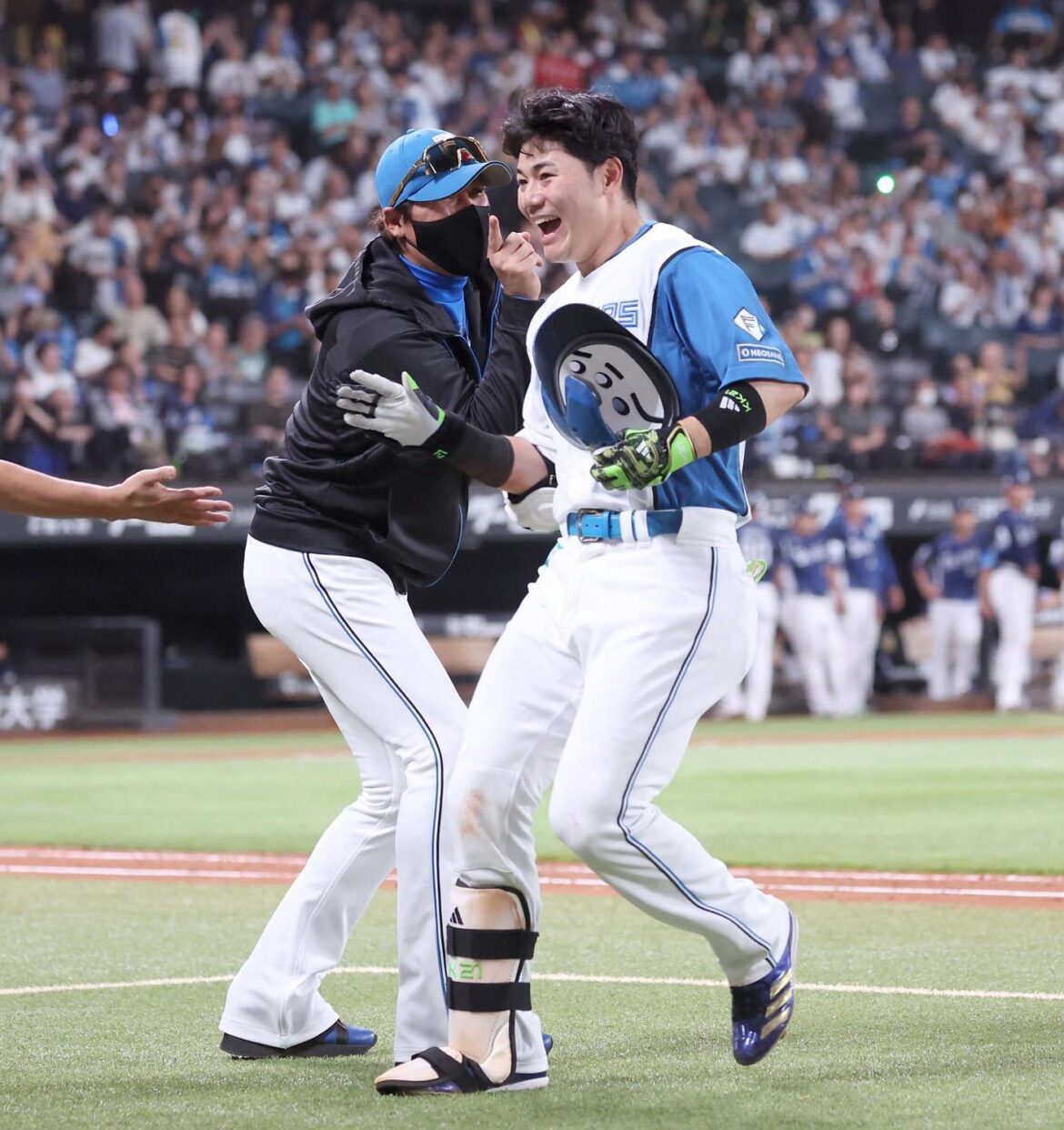 【日本ハム】新庄監督「少年たちに勇気を与える選手」西武の球界最小兵164センチ選手を大絶賛(日刊スポーツ) – Yahoo!ニュース – Yahoo!ニュース 【日本ハム】新庄監督「少年たちに勇気を与える選手」西武の球界最小兵164センチ選手を大絶賛(日刊スポーツ) - Yahoo!ニュース - Yahoo!ニュース