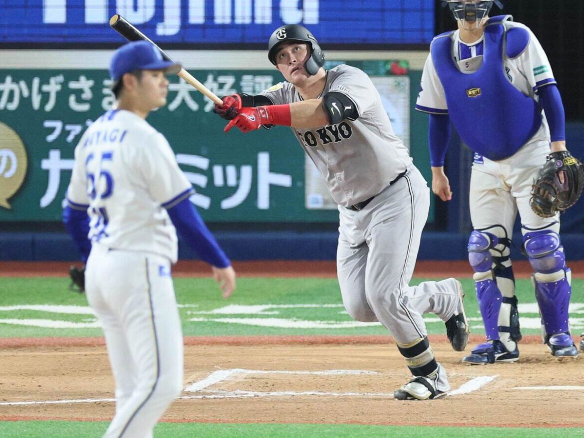 【巨人】 リチャードが衝撃のバックスクリーン弾 １０号ソロで反撃 自身初の２桁本塁打（スポーツ報知） - Yahoo!ニュース - Yahoo!ニュース