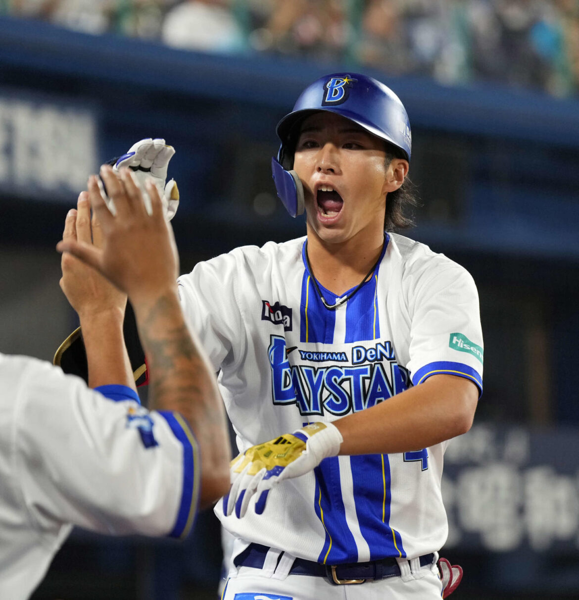 【DeNA】度会隆輝が初の代打本塁打 父博文氏も記録、父子でマークは史上3組目(日刊スポーツ) – Yahoo!ニュース – Yahoo!ニュース 【DeNA】度会隆輝が初の代打本塁打 父博文氏も記録、父子でマークは史上3組目(日刊スポーツ) - Yahoo!ニュース - Yahoo!ニュース