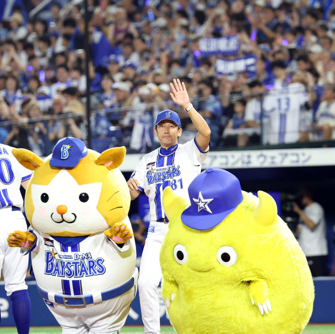 ２位巨人と３位DeNAの「２位攻防戦」…明暗分けた９回リクエスト成功でのけん制死（日刊スポーツ） - Yahoo!ニュース - Yahoo!ニュース