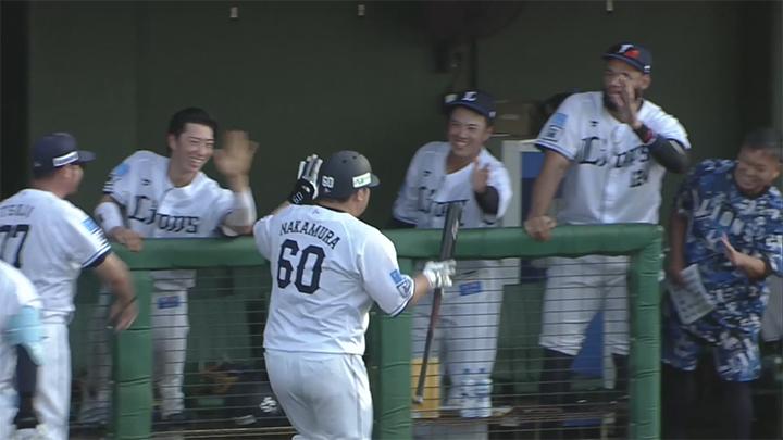 中村剛也の犠飛で8回に同点も…… 埼玉西武が延長戦で敗れる【9/16 二軍試合結果】 – スポーツナビ – スポーツナビ 中村剛也の犠飛で8回に同点も…… 埼玉西武が延長戦で敗れる【9/16 二軍試合結果】 - スポーツナビ - スポーツナビ