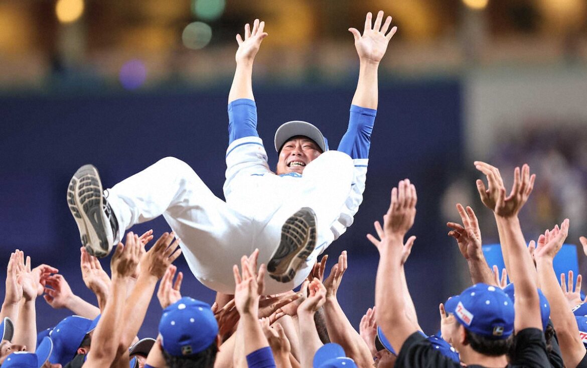 中日・中田翔 引退セレモニーで涙止まらず ダル、坂本、岡本らが熱いメッセージ サプライズ花束贈呈も(スポニチアネックス) – Yahoo!ニュース – Yahoo!ニュース 中日・中田翔 引退セレモニーで涙止まらず ダル、坂本、岡本らが熱いメッセージ サプライズ花束贈呈も(スポニチアネックス) - Yahoo!ニュース - Yahoo!ニュース