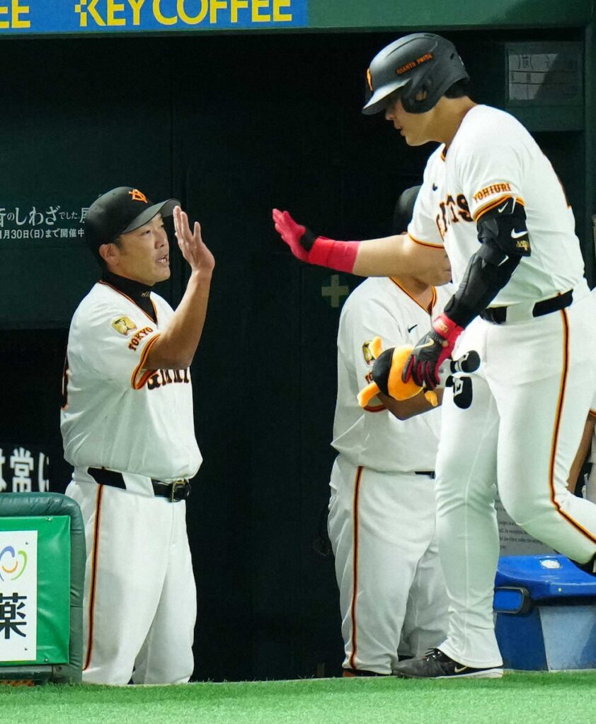 巨人・阿部監督 DeNA敗れて自力2位復活も「相手はどうでもいい」「目先の試合に頑張る」（スポニチアネックス） - Yahoo!ニュース - Yahoo!ニュース