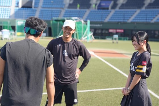 今宮健太からもらった”エール” 鷹が叶えた少女の夢…具体的になった未来図 | Full-Count 今宮健太からもらった"エール" 鷹が叶えた少女の夢…具体的になった未来図 | Full-Count