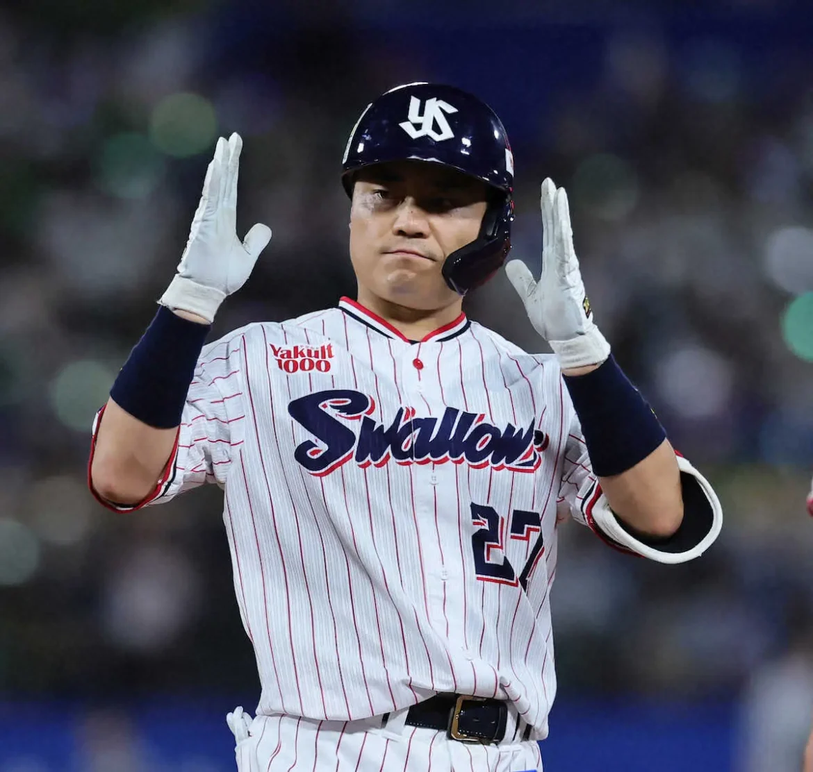 【隠しマイク】ヤクルト・中村悠　雨予報の神宮球場で「わいてるらしいですね」お湯、ではなく雲です - スポニチ Sponichi Annex 野球