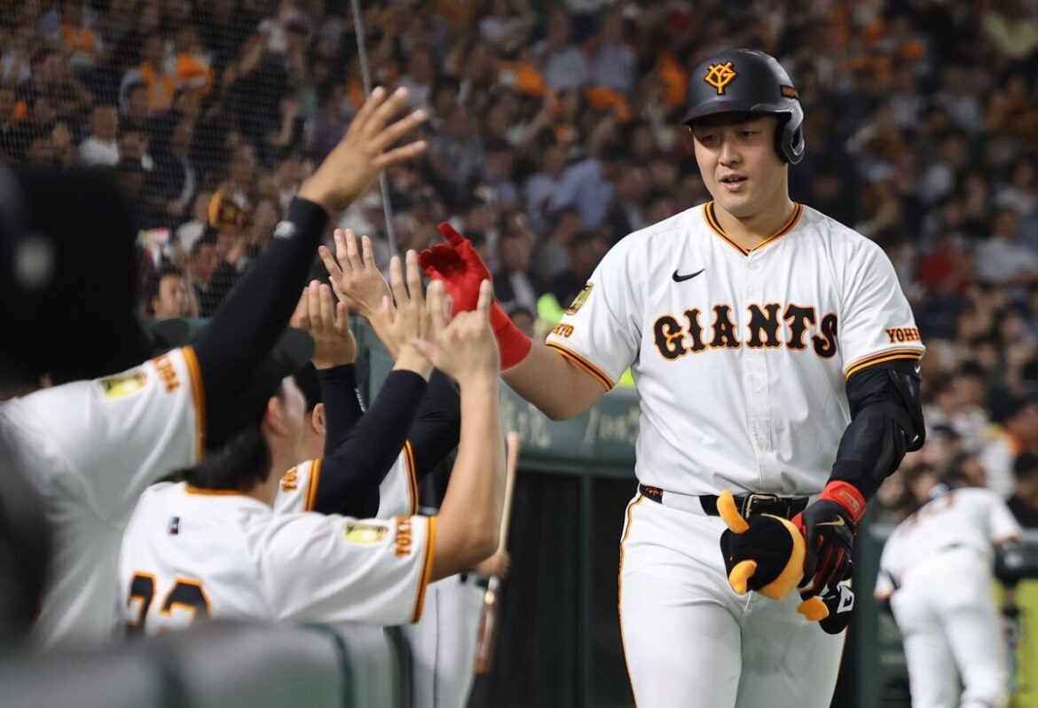 番記者のちょっといい話 巨人・岡本和真、盟友DeNA・牧の負傷離脱直後にメッセージ「心配にはなりますよね」（サンケイスポーツ） - Yahoo!ニュース - Yahoo!ニュース