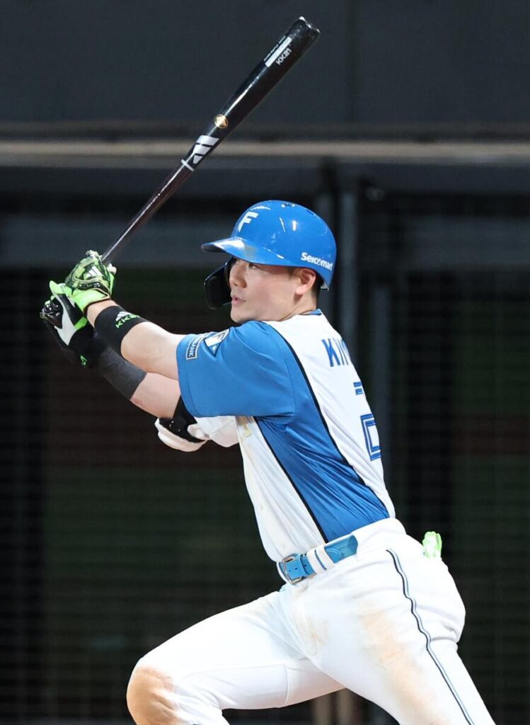 日本ハム・清宮幸太郎が2安打4打点 四回には満塁走者一掃の3点二塁打(サンケイスポーツ) – Yahoo!ニュース – Yahoo!ニュース 日本ハム・清宮幸太郎が2安打4打点 四回には満塁走者一掃の3点二塁打(サンケイスポーツ) - Yahoo!ニュース - Yahoo!ニュース